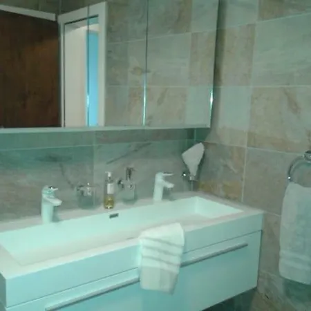 Blomatu Ii Floor Appartamento *